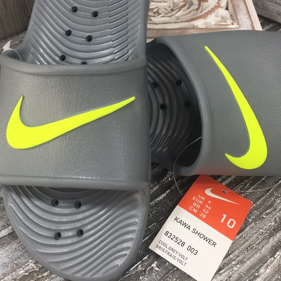 Nike men’s Kawa Shower Slide cool grey/volt - Picture 8 of 8